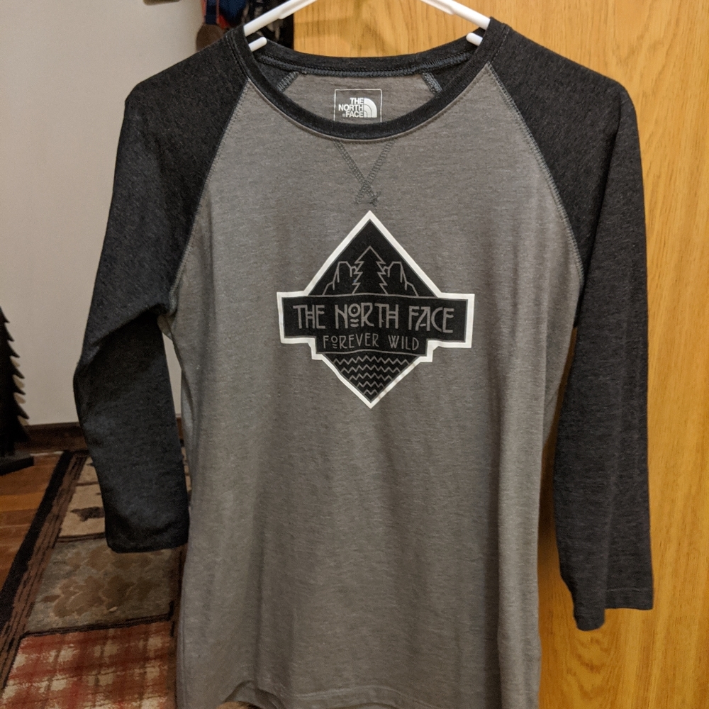 North face baseball tee